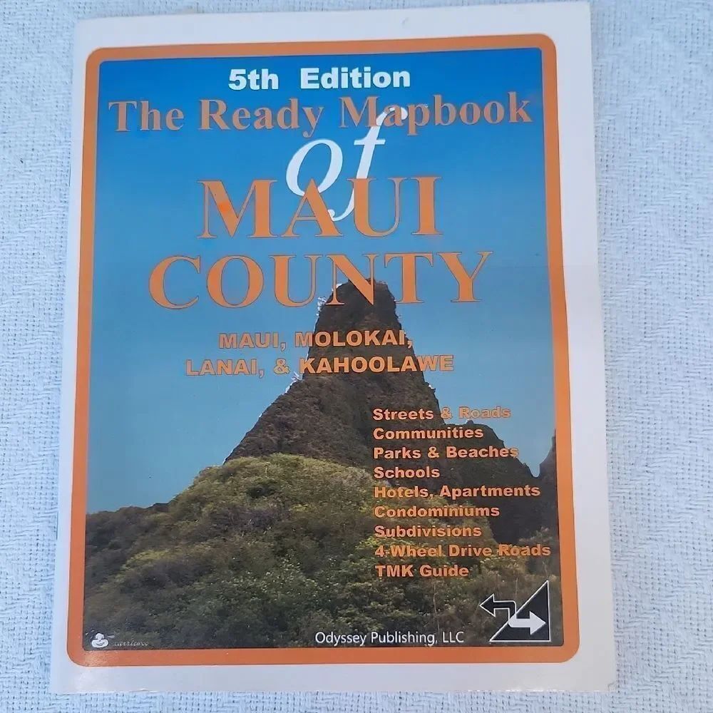 The Ready Mapbook of Maui County 2011 book